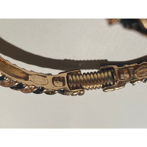 Vintage Kenneth Lane Clamper Bracelet - Picture 4 of 4